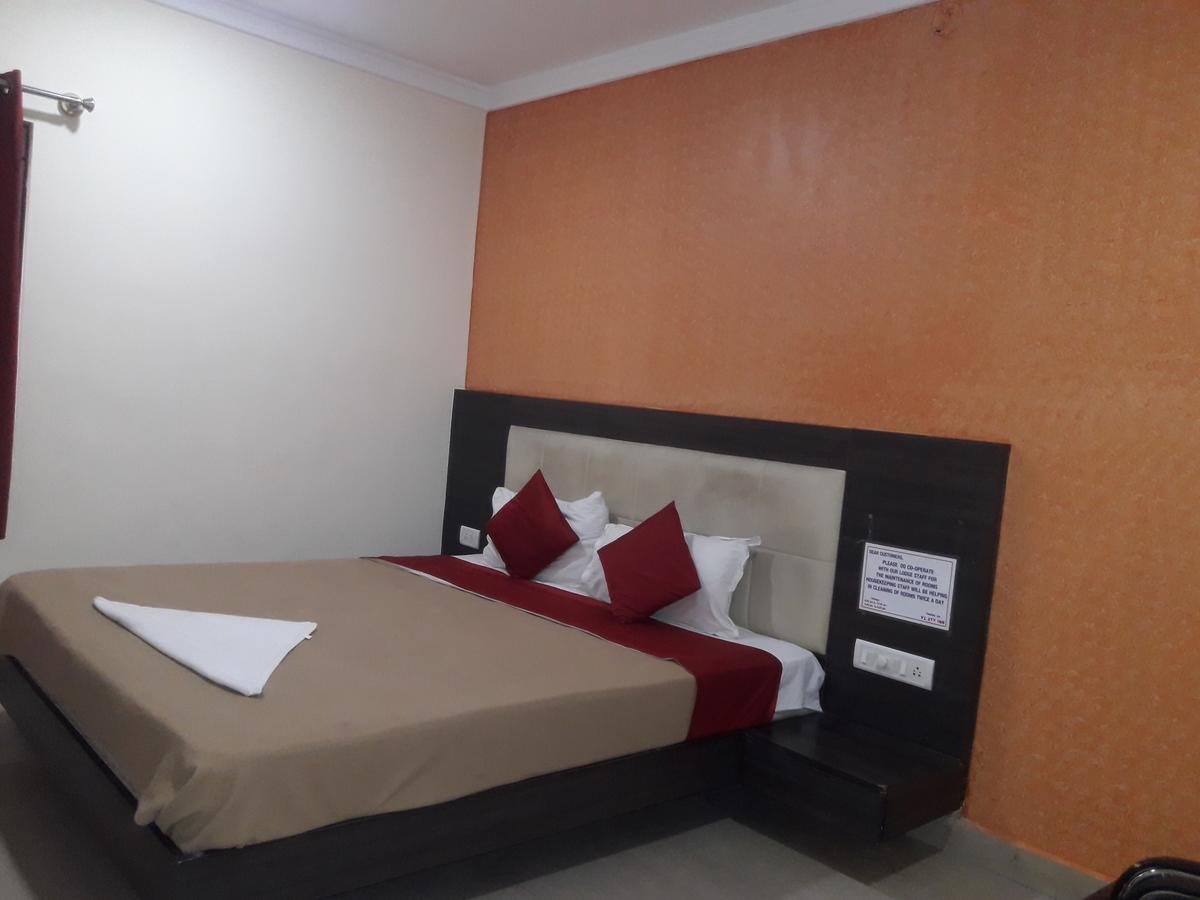 Vijaya Lakshmi Residency Bangalore Exterior photo