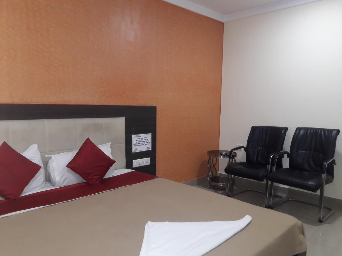 Vijaya Lakshmi Residency Bangalore Exterior photo